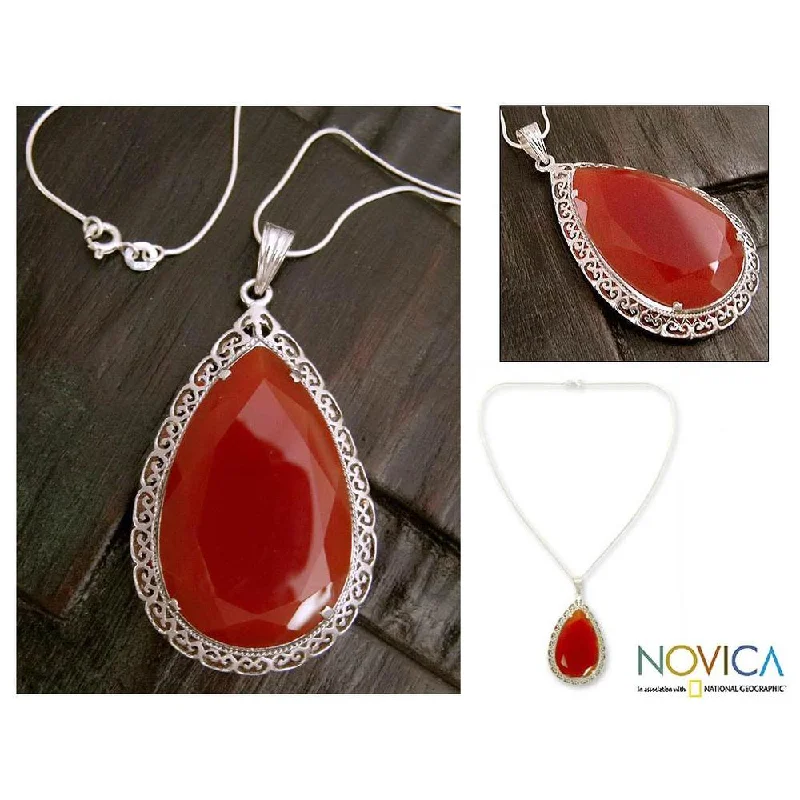 simple gold necklace-Handmade Sterling Silver 'Bright Hope' Red Agate Necklace (India) - 7'6" x 9'6"