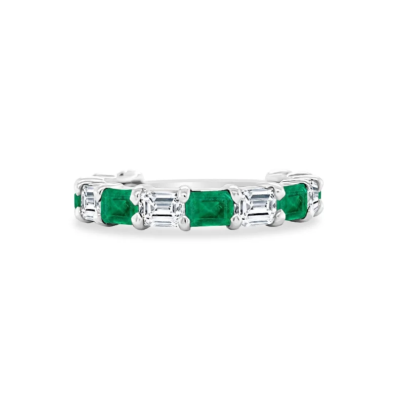 women’s cocktail rings-Chasing Diamond & Emerald Cut Emerald Band